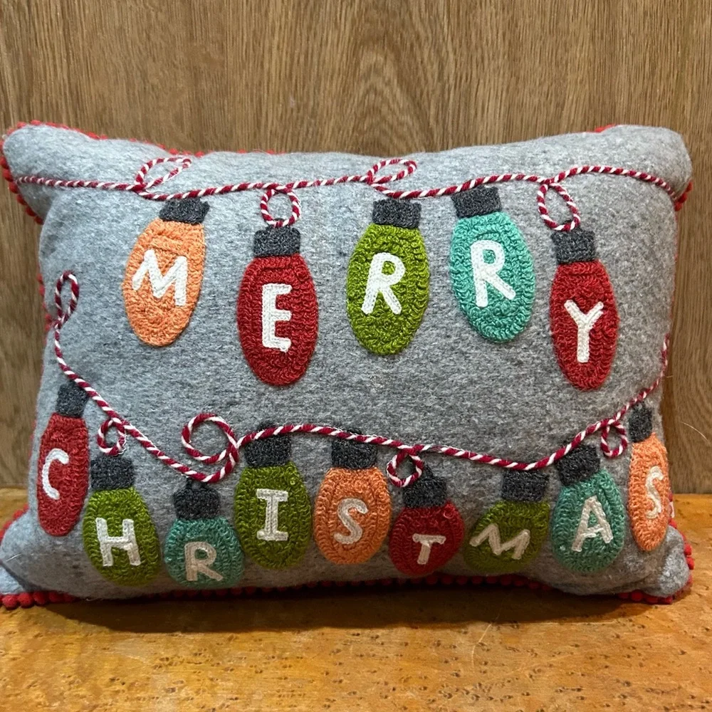 SINCERELY SANTA HOLIDAY PILLOW CHRISTMAS LIGHTS THEME DECOR 9 x 13